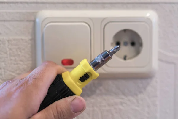 Заміна, ремонт розеток